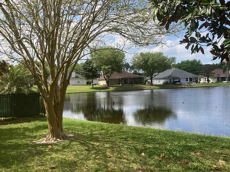 1713 S Summer Ridge Ct — Photo 3