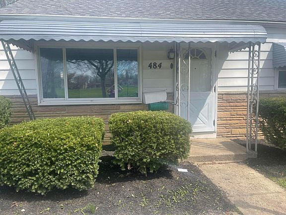 2nd image of 484 S Hampton Rd