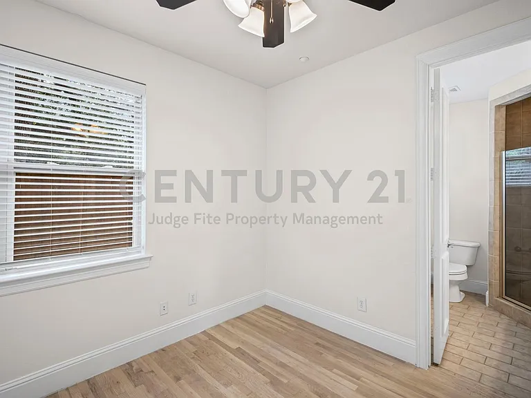 4144 Grassmere Ln #4 — Photo 12