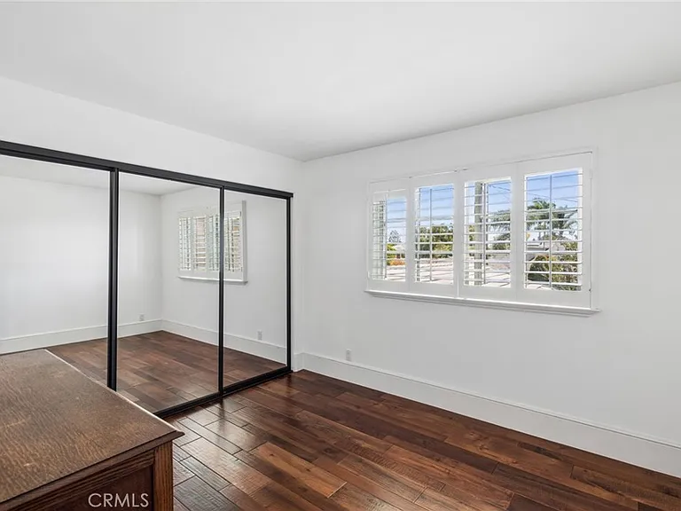 3214 Clay St #2 — Photo 21