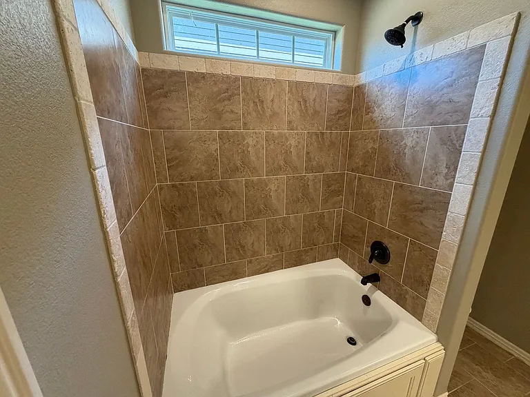 537 Keats Dr — Photo 24