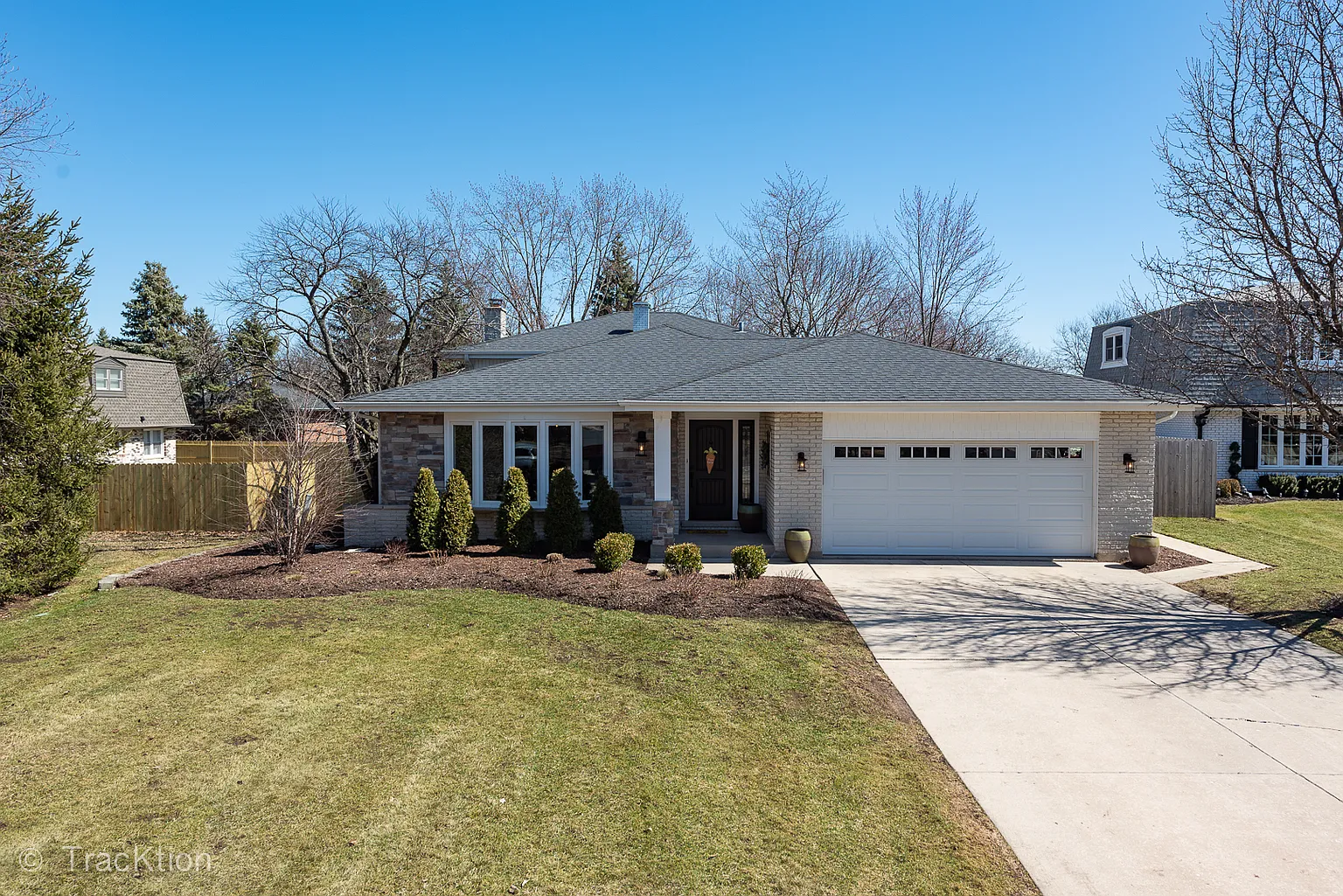 1623 Arbor Ct photo 1