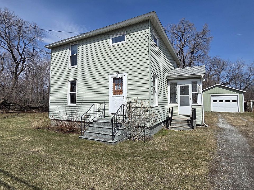1st image of 407 Lake Road
