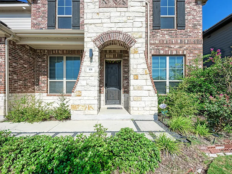 101 Caponi Fish Ln — Photo 2