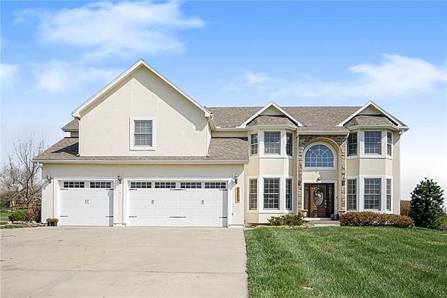 1st image of 13010 Clover Dr