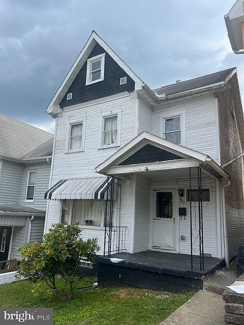 2nd image of 427 Spruce Ave