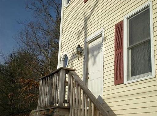 5th image of 387 Randolph St