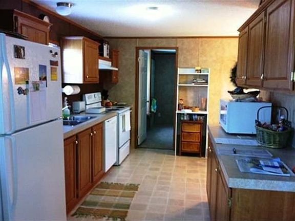 3rd image of 6277 Brewers Hwy