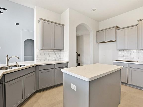 4th image of 23311 Campwood Terrace Ln