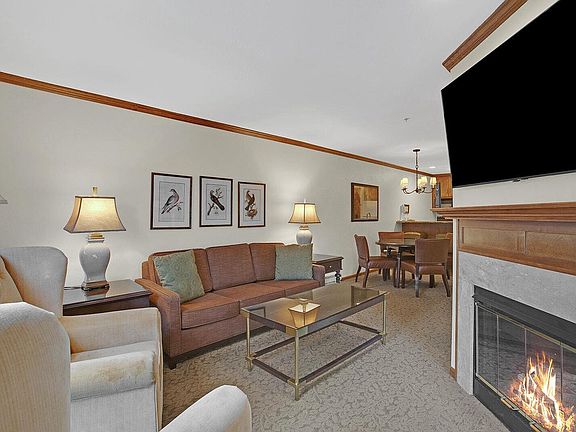 4th image of 101 Osthoff AVENUE #245