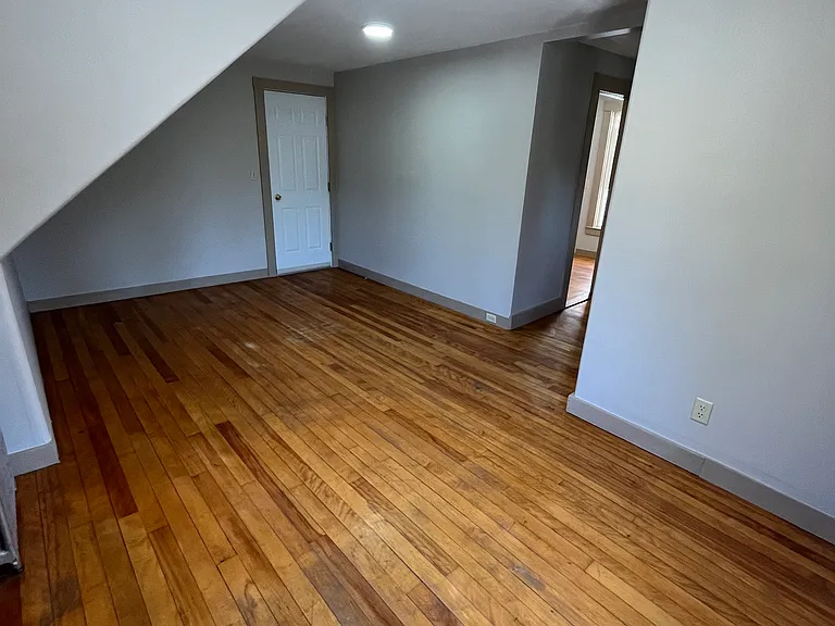 217 Central St #B — Photo 8