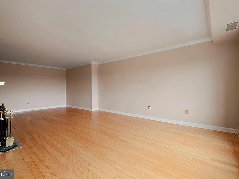 3101 New Mexico Ave NW #1112 — Photo 10
