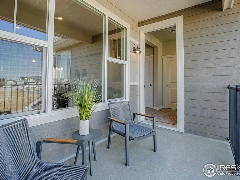 926 Schlagel St #5 — Photo 8