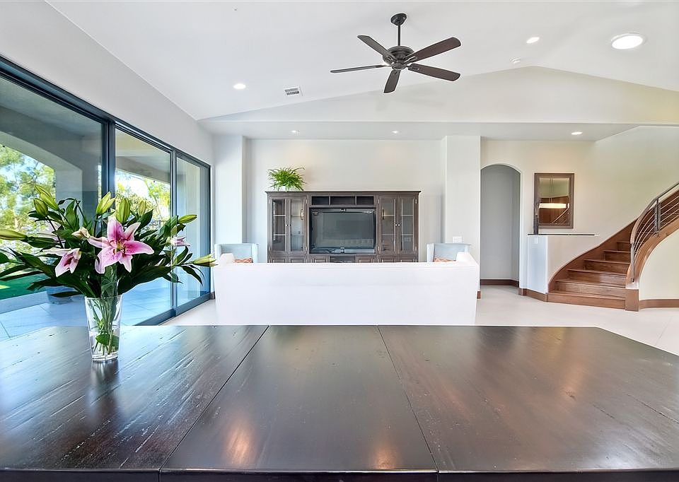 1st image of 12445 Oakfort Pl