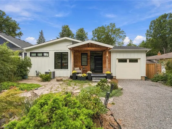 8 Dixie Ave, Niagara On The Lake, ON L0S 1J0
