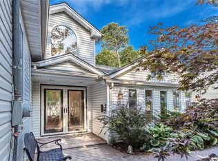 318 Grand Ave, Lindenhurst, NY