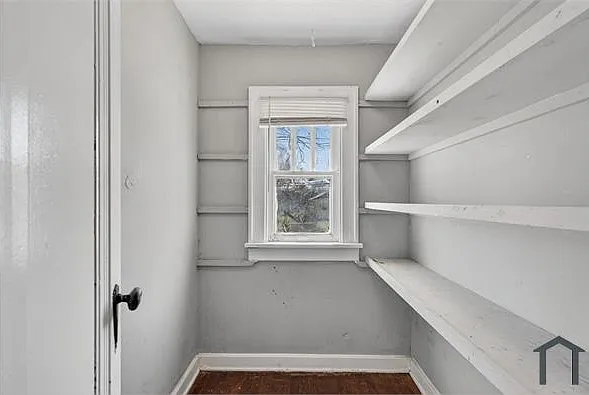 5944 Thekla Ave — Photo 22