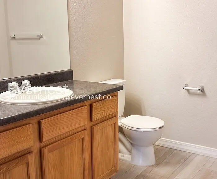 2133 Krisron Rd #E-105 — Photo 24