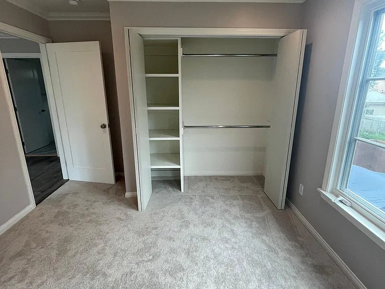 2334 1/2 Del Mar Rd — Photo 11