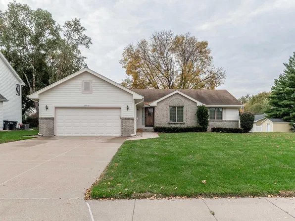 20615 Laramie Rd, Elkhorn, NE 68022