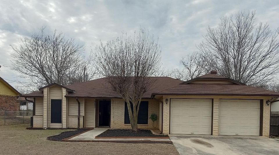 1st image of 3203 Tallwood Dr