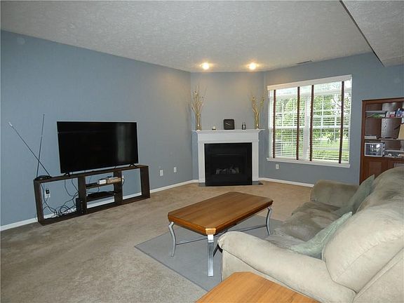 3rd image of 7037 Tyler Ln