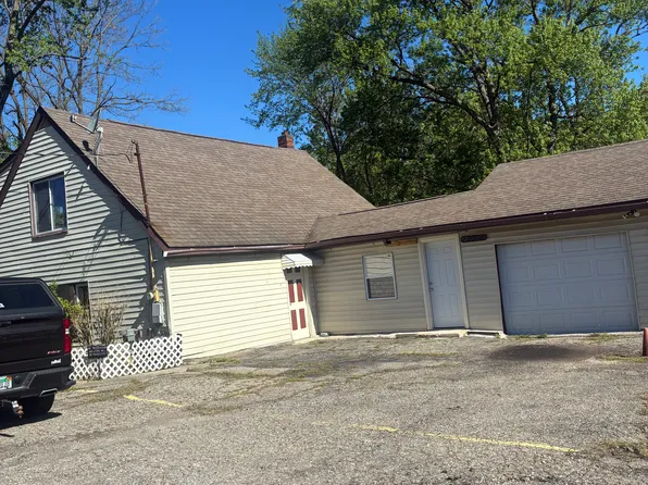 2706 W Jolly Rd, Lansing, MI 48911
