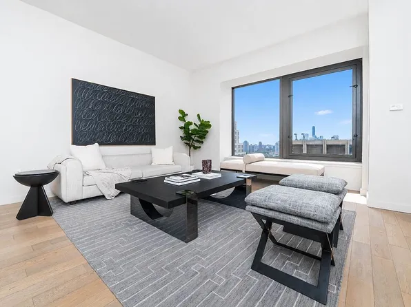 75 Wall St #32R, New York, NY 10005
