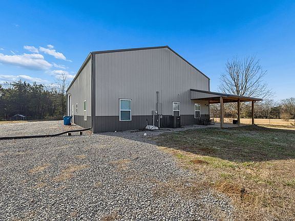 3rd image of 3228 Mount Tabor Rd