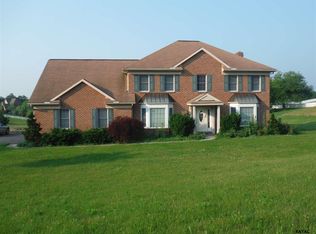 1749 Country Rd, York, PA 17408