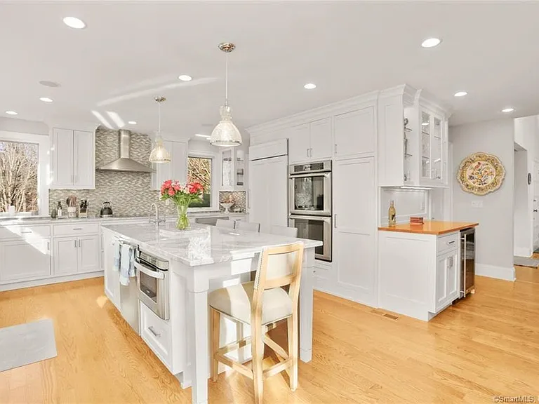 12 Signal Ln — Photo 8