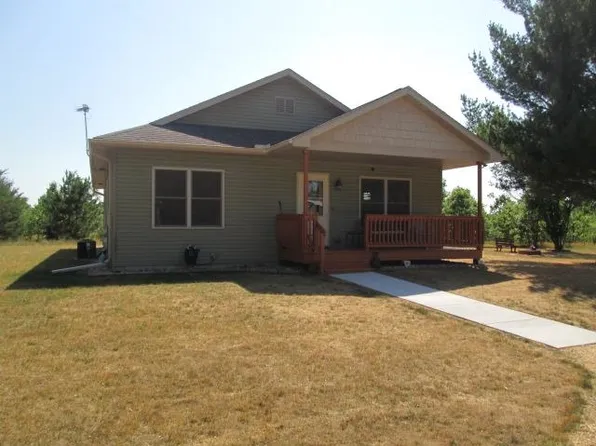 2621 10th Ave, Adams, WI 53910