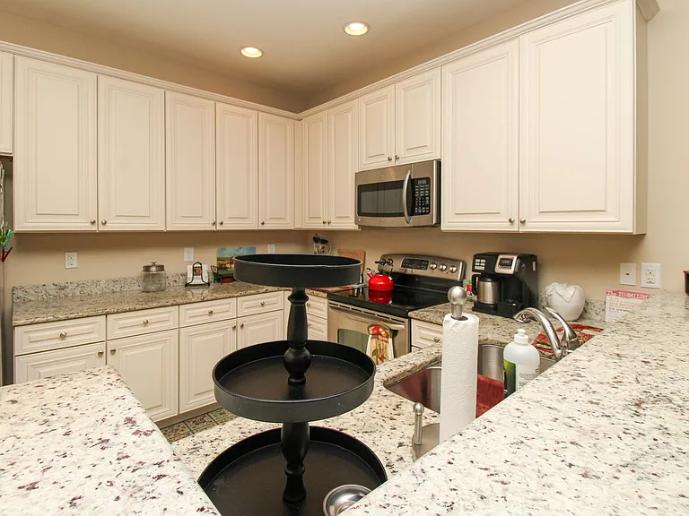 9054 Capistrano St N #4003 — Photo 16
