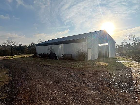 3rd image of 298 Polk Rd #43