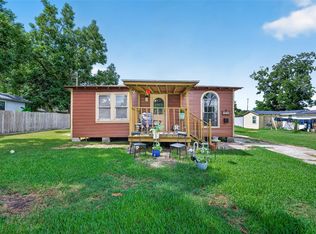 1715 W Humble St, Baytown, TX 77520