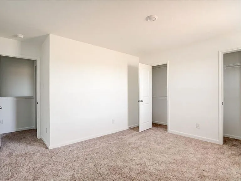 755 Wonderland Trl — Photo 13