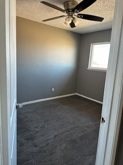 1st image of 930 E Navajo St