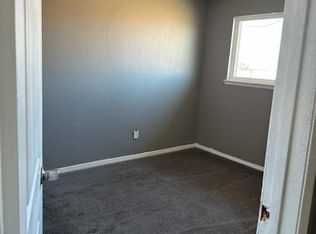 930 E Navajo St, Barstow, CA 92311