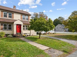 189 Parkway N, New London, CT 06320