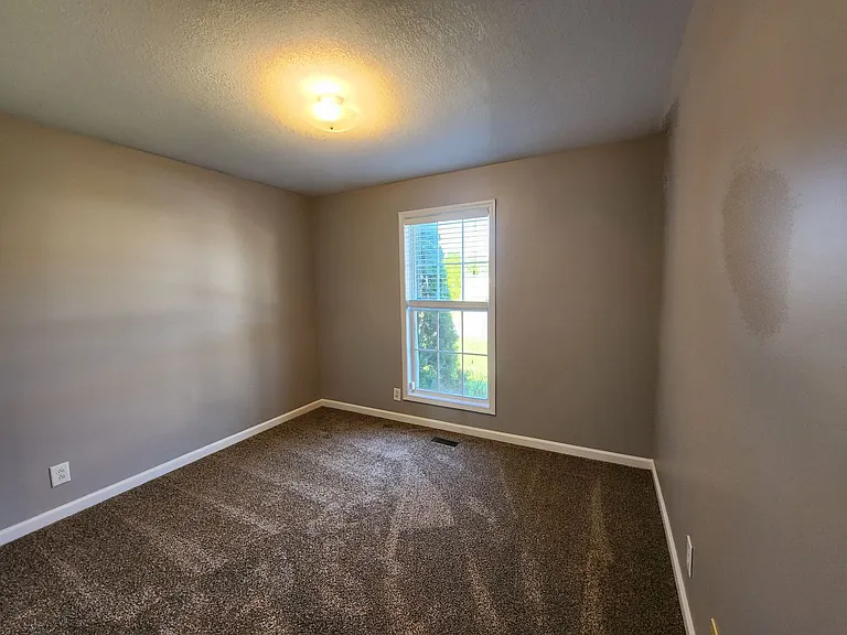 824 Ellie Nat Dr — Photo 22
