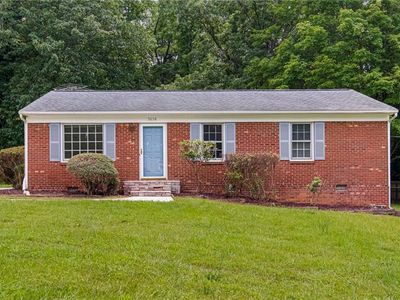 5038 Woodsboro Ln, Winston Salem, NC, 27105