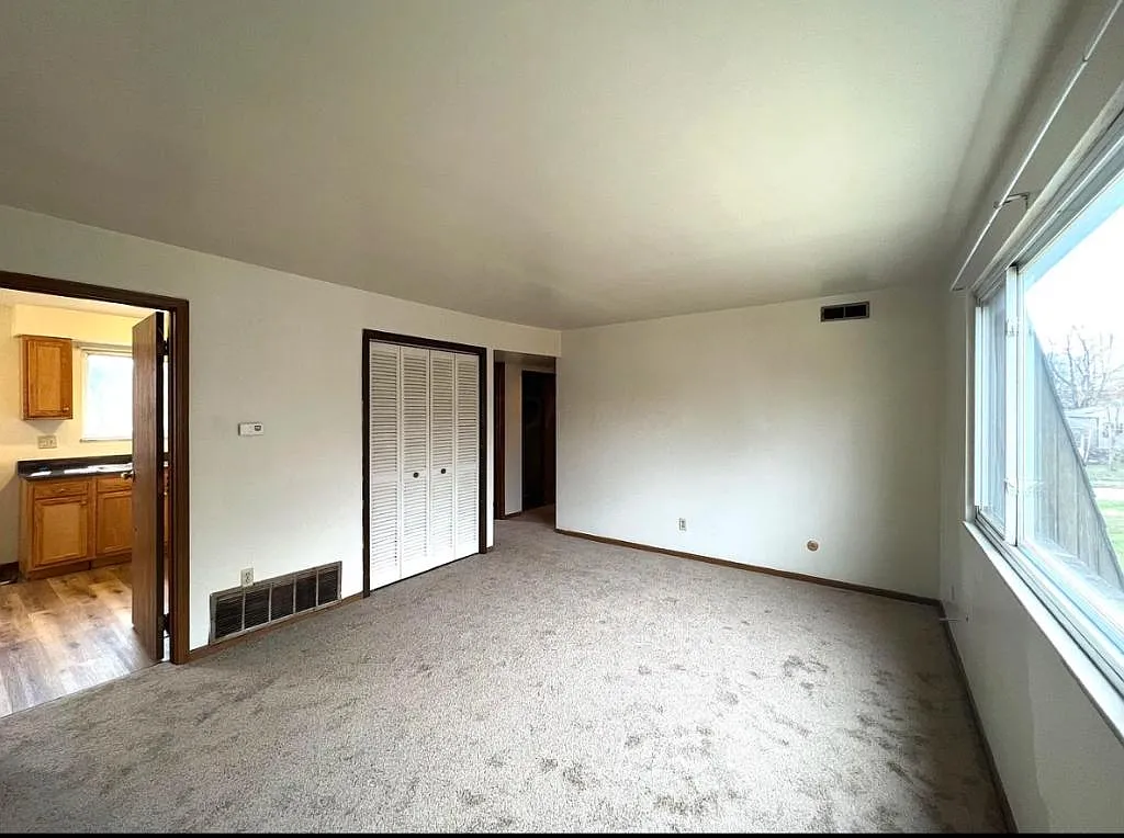 1439 E Hudson St — Photo 3