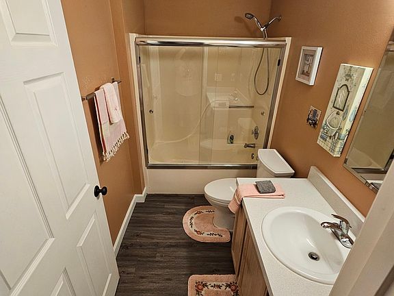 3rd image of 3030 Clubview Dr
