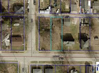 1608 Locust St, Terre Haute, IN 47807