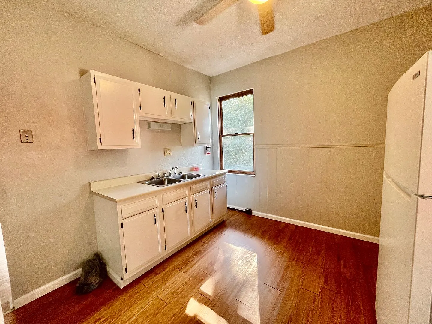 151 Kendall Ave - (04121) — Photo 4