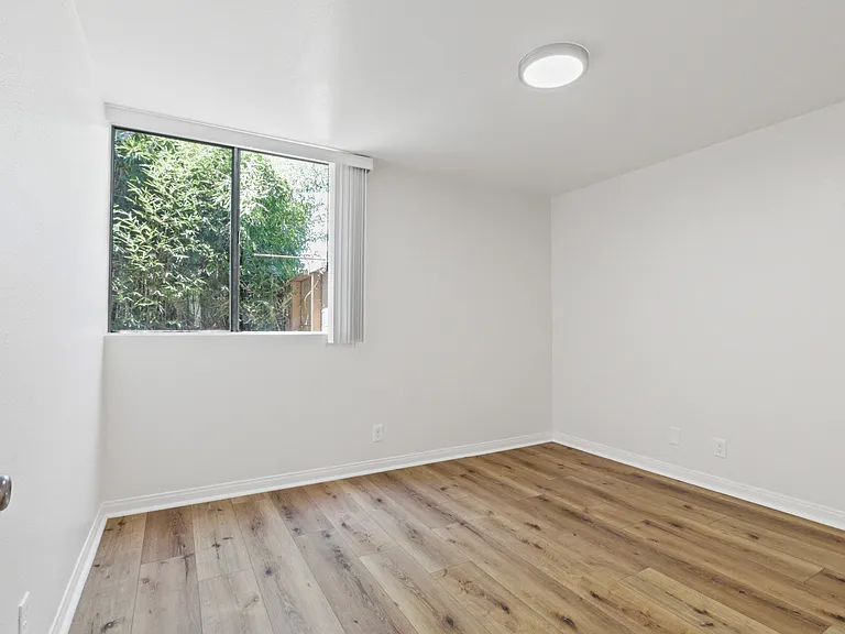 Parkwood Villas — Photo 18