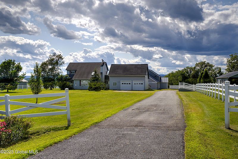 3rd image of 373 County Route 42