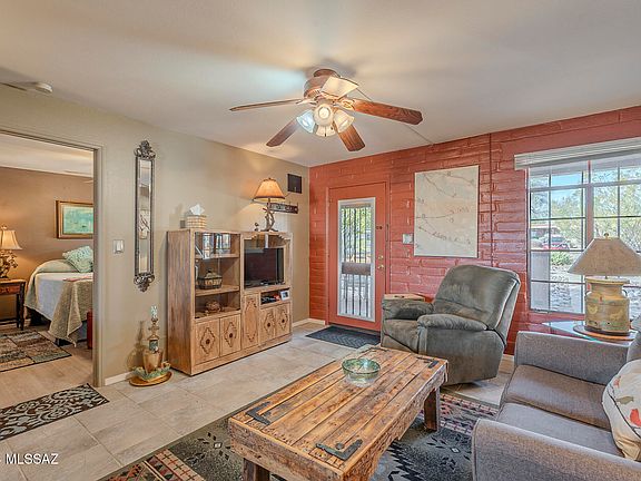 3rd image of 457 S Paseo Quinta APT C