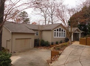 2556 Sugar Valley Rd, Seneca, SC 29672