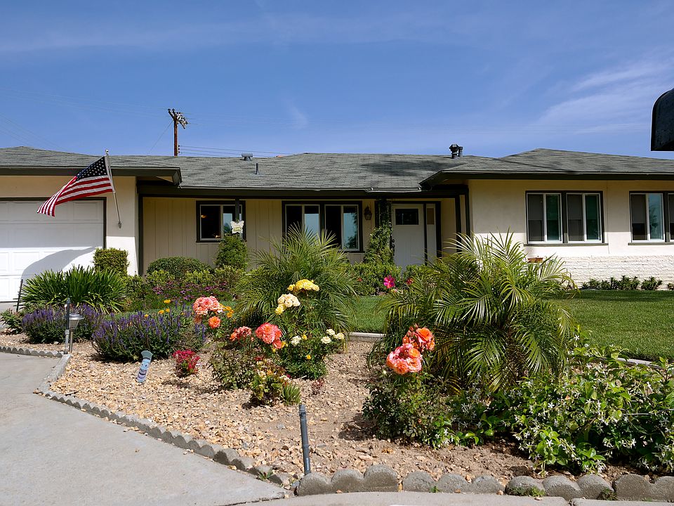 1st image of 5497 N Edgemont Dr